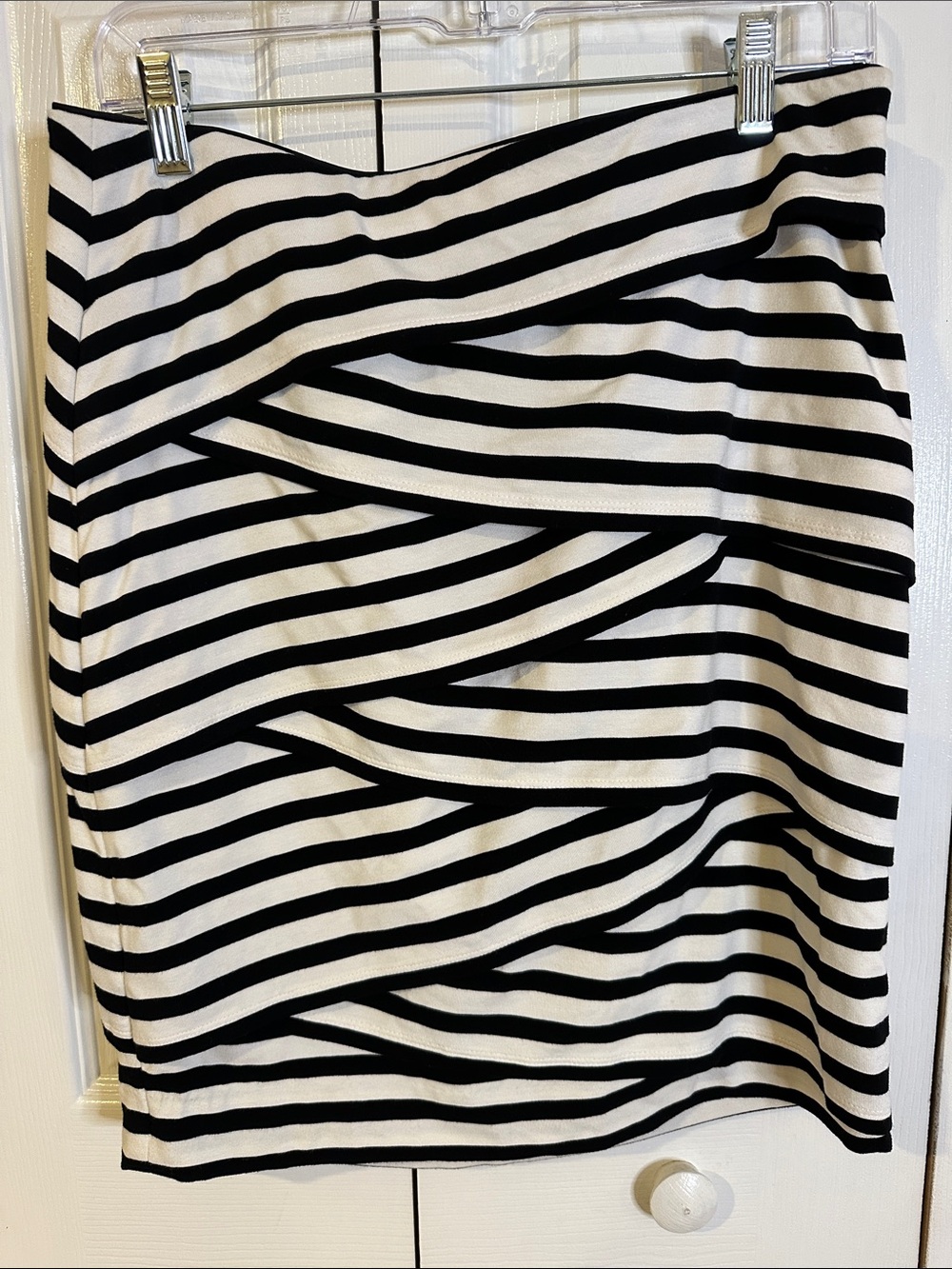 White House Black Market Black and White Striped Pencil Skirt